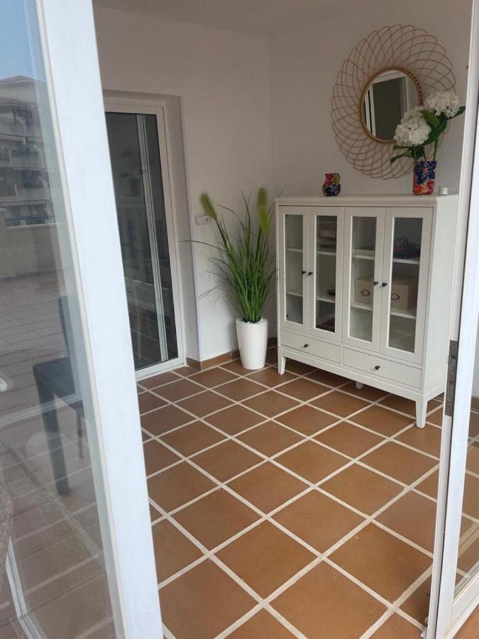 Encantador Piso Con Terraza Y Piscina Apartment Benalmadena Ngoại thất bức ảnh