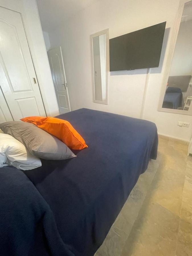 Encantador Piso Con Terraza Y Piscina Apartment Benalmadena Ngoại thất bức ảnh