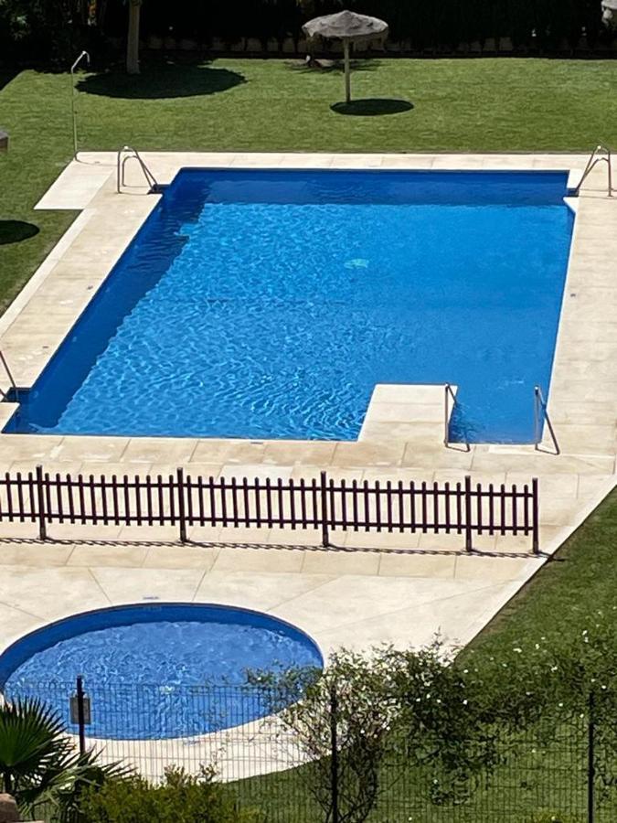 Encantador Piso Con Terraza Y Piscina Apartment Benalmadena Ngoại thất bức ảnh