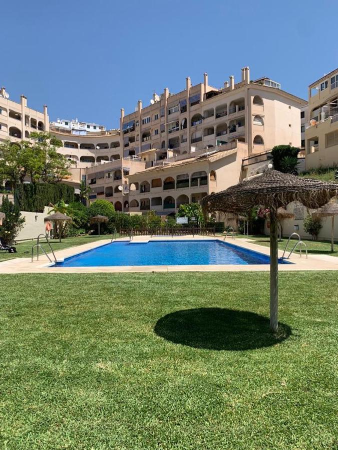 Encantador Piso Con Terraza Y Piscina Apartment Benalmadena Ngoại thất bức ảnh